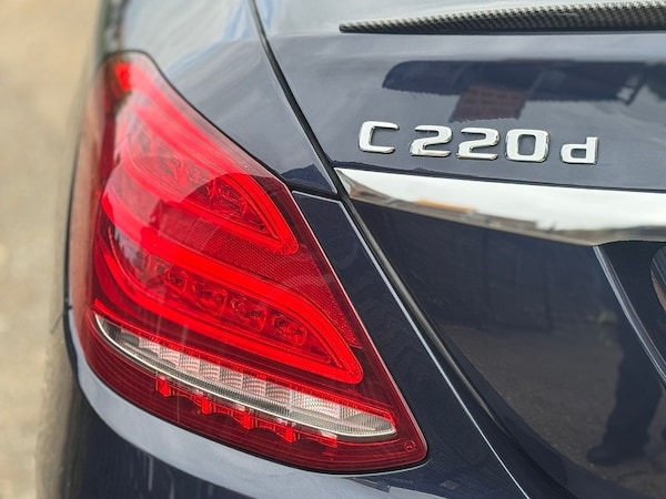 Used Mercedes-Benz C-Class 2017 for sale - 74655946: Photo 23