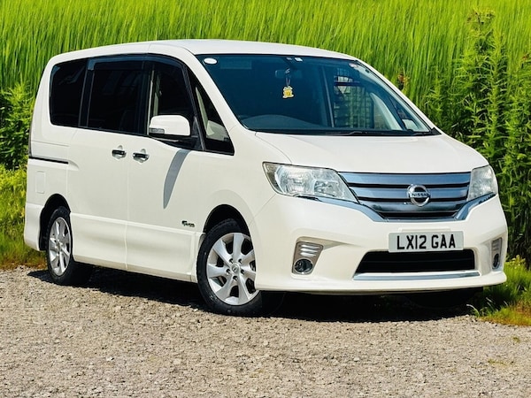 Used Nissan Serena 2023 for sale - 75019896: Photo 10
