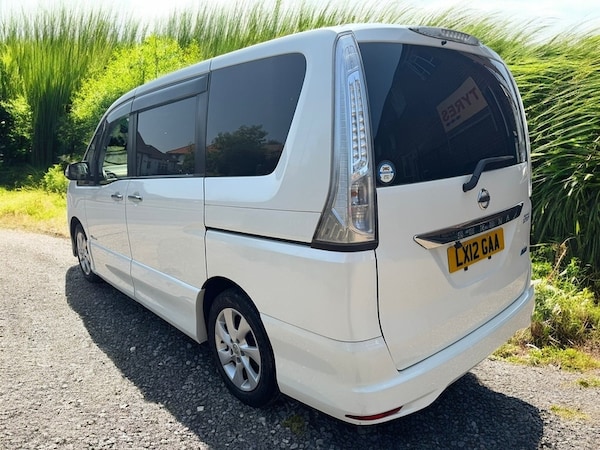 Used Nissan Serena 2023 for sale - 75019896: Photo 12