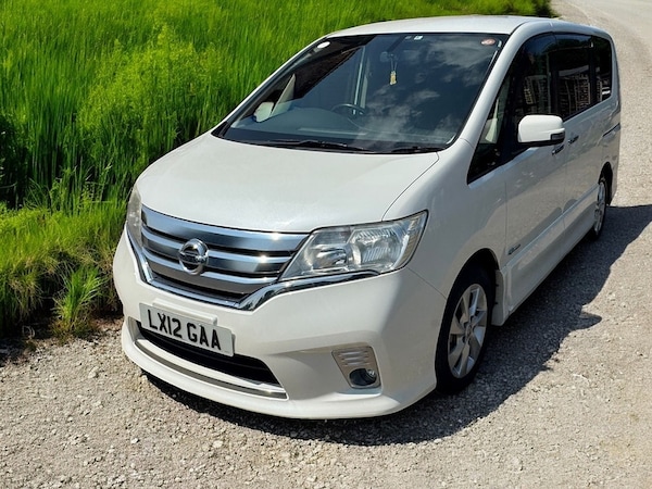 Used Nissan Serena 2023 for sale - 75019896: Photo 19
