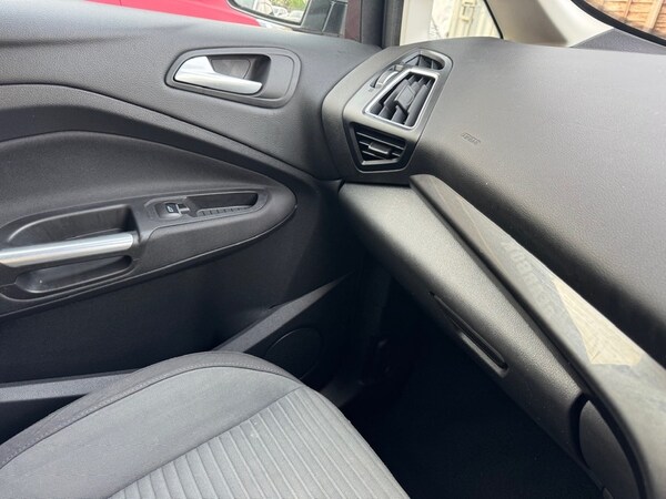 Used Ford C-Max 2016 for sale - 74486928: Photo 32