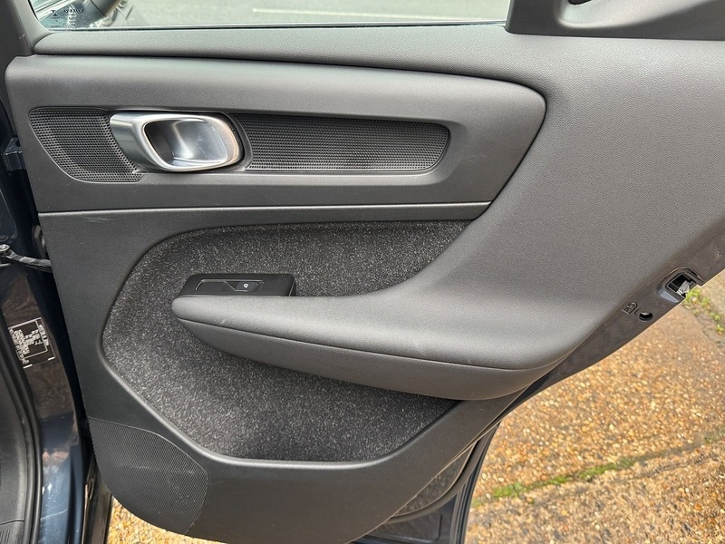 Used Volvo XC40 2020 for sale - 77172815: Photo 44