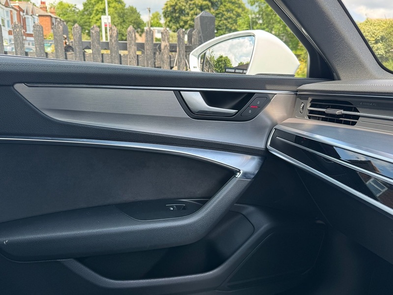 Used Audi A6 Saloon 2018 for sale - 76986547: Photo 44