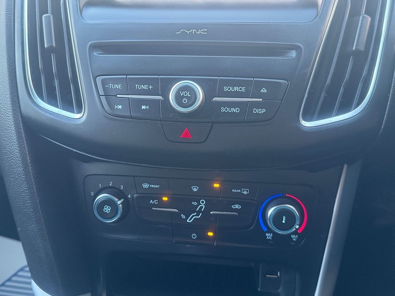 Used Ford Focus 2017 for sale - 76831644: Photo 25