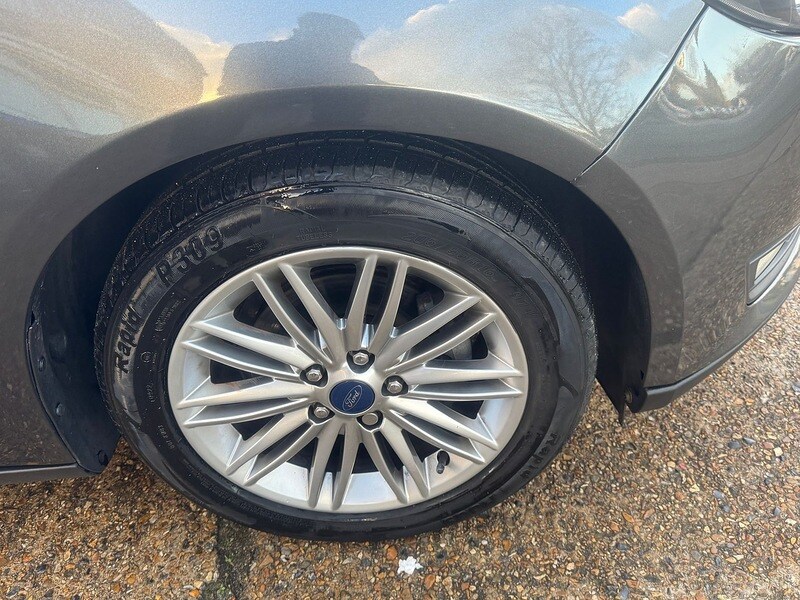 Used Ford Focus 2017 for sale - 76831644: Photo 41