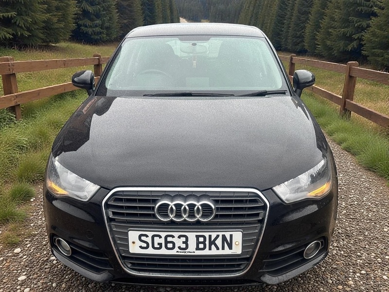 Used Audi A1 2013 for sale - 77553569: Photo 2