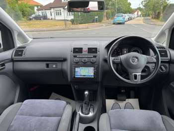 Used Volkswagen Touran 2023 for sale - 75293855: Photo