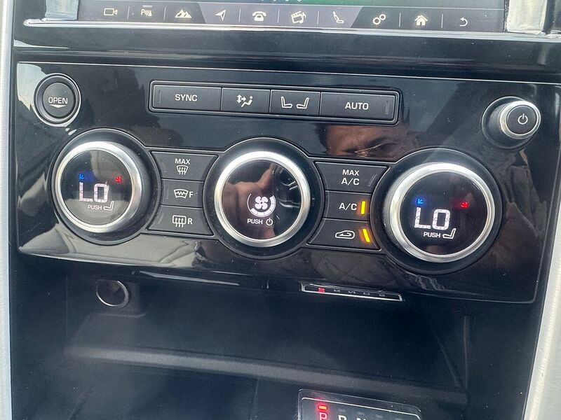 Used Land Rover Discovery 2017 for sale - 76476299: Photo 17