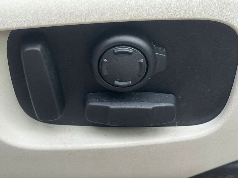 Used Land Rover Discovery 2017 for sale - 76476299: Photo 20