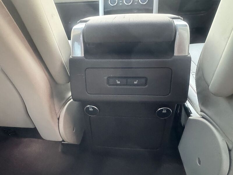 Used Land Rover Discovery 2017 for sale - 76476299: Photo 29