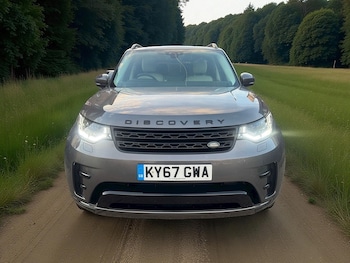 Used Land Rover Discovery 2017 for sale - 76476299: Photo