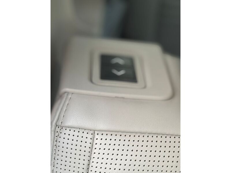 Used Land Rover Discovery 2017 for sale - 76476299: Photo 30