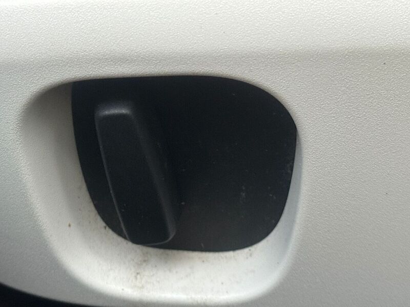 Used Land Rover Discovery 2017 for sale - 76476299: Photo 31