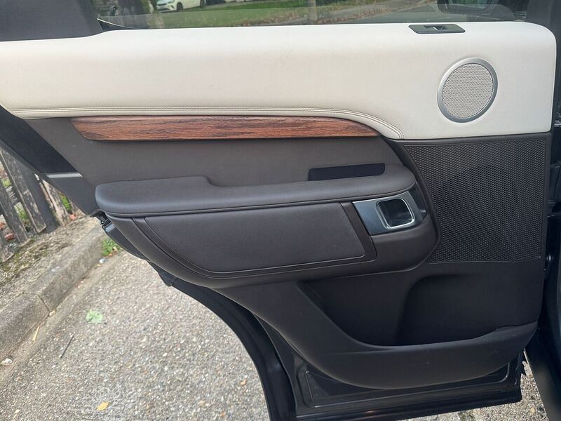 Used Land Rover Discovery 2017 for sale - 76476299: Photo 39