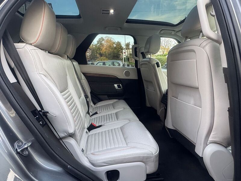 Used Land Rover Discovery 2017 for sale - 76476299: Photo 6