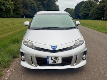 Used Toyota Estima 2015 for sale - 76962804: Photo