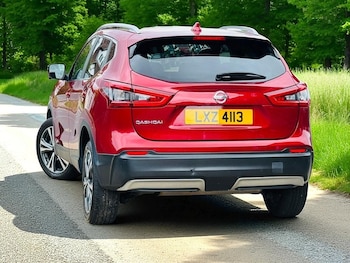 Used Nissan Qashqai 2017 for sale - 75440516: Photo