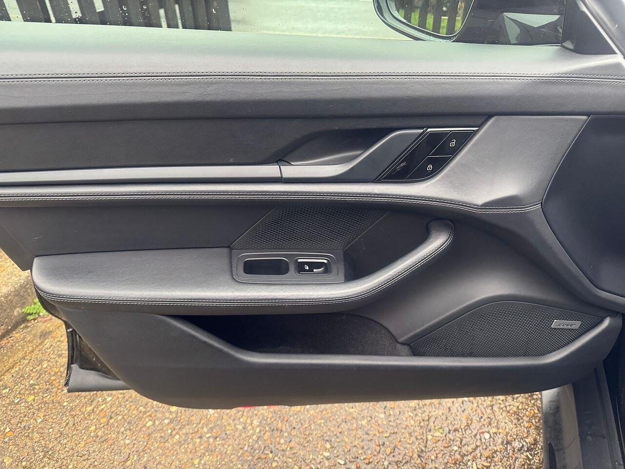 Used Porsche Taycan for sale - 78091059: Photo 32