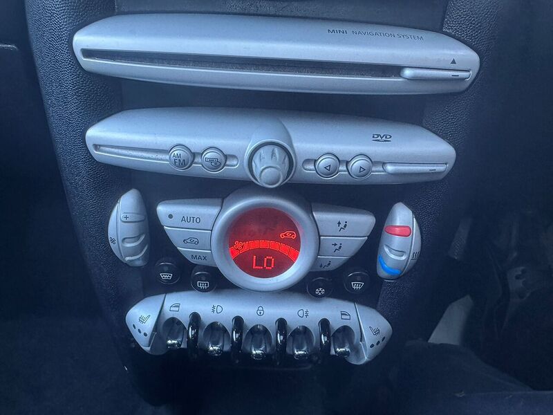 Used MINI Hatch 2010 for sale - 77080653: Photo 16