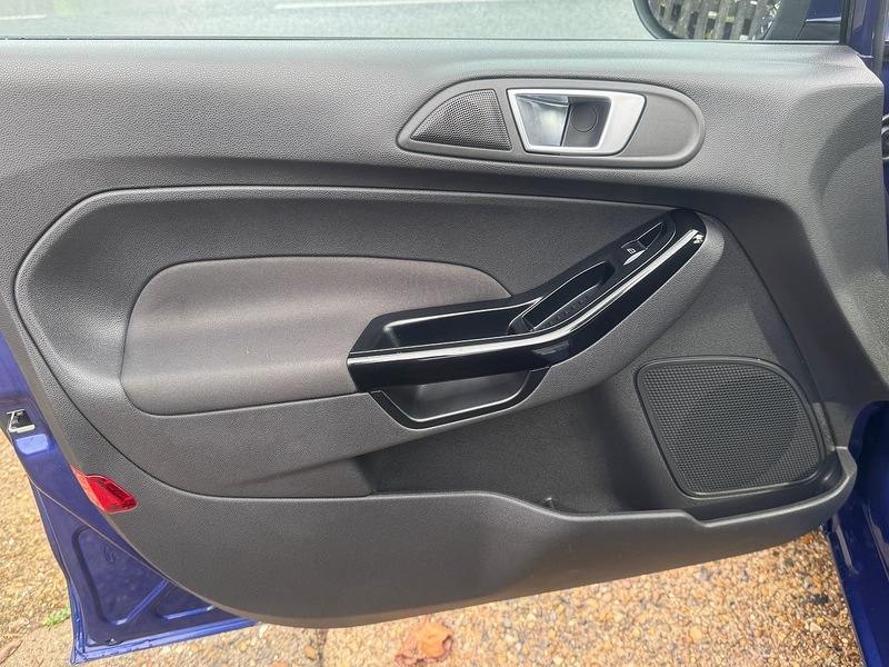 Used Ford Fiesta 2014 for sale - 76502852: Photo 32