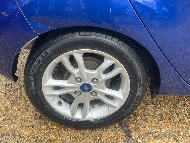 Used Ford Fiesta 2014 for sale - 76502852: Photo 37