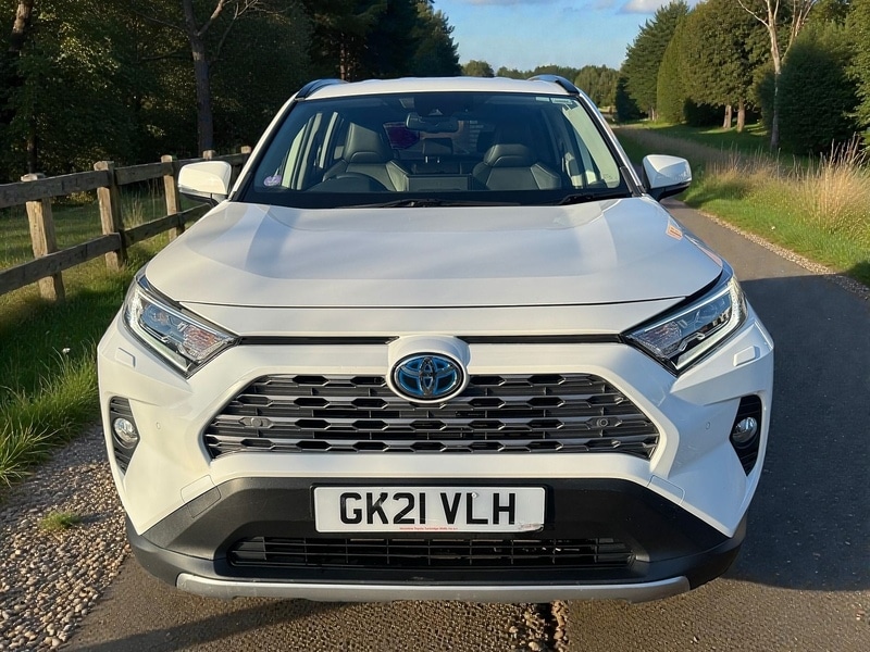 Used Toyota RAV4 2021 for sale - 77233481: Photo 2