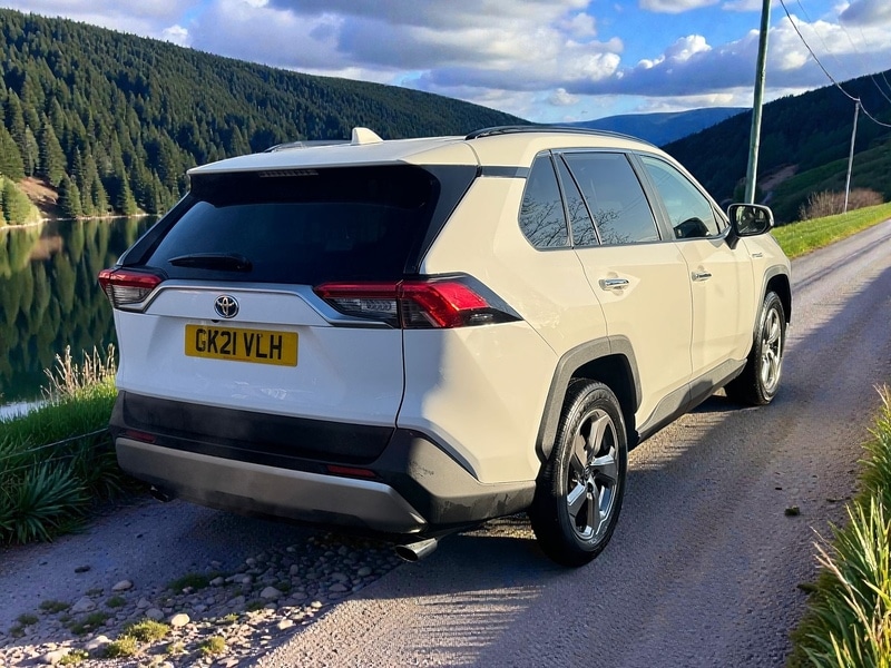 Used Toyota RAV4 2021 for sale - 77233481: Photo 3