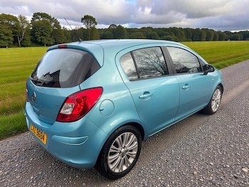 Used Vauxhall Corsa 2012 for sale - 77535567: Photo