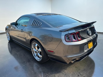 Used Ford Mustang 2013 for sale - 79533127: Photo