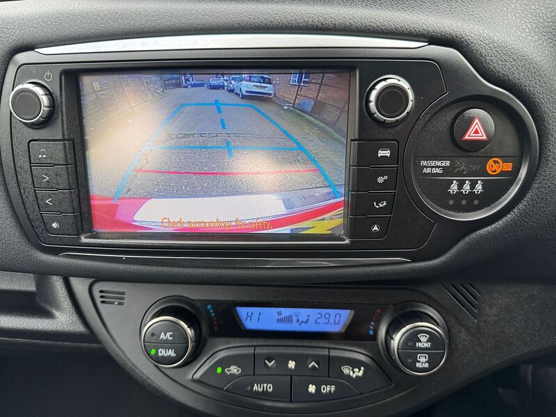 Used Toyota Yaris 2016 for sale - 77282328: Photo 6