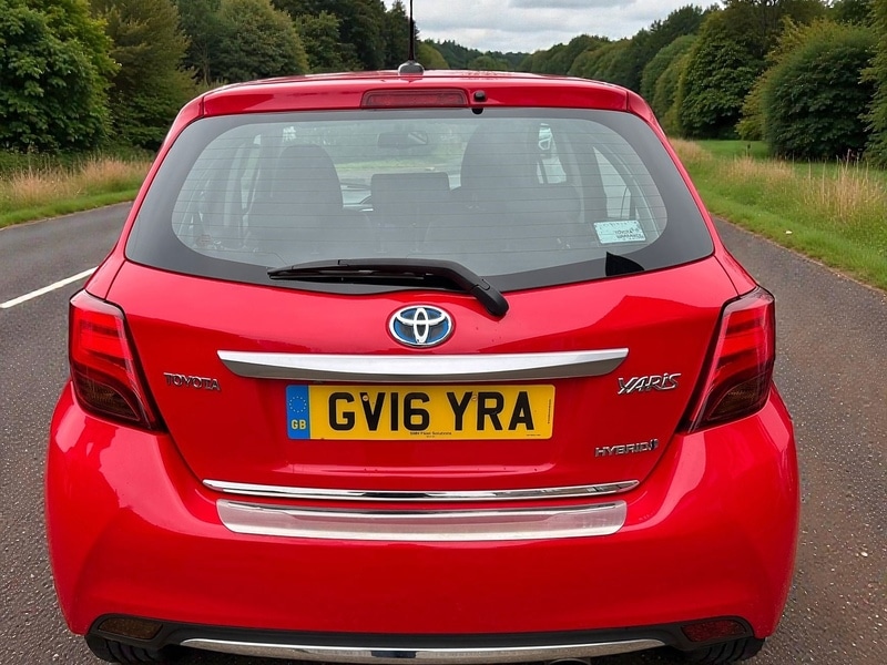 Used Toyota Yaris 2016 for sale - 77282328: Photo 9