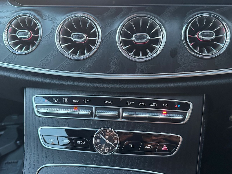 Used Mercedes-Benz E Class 2018 for sale - 77234472: Photo 11