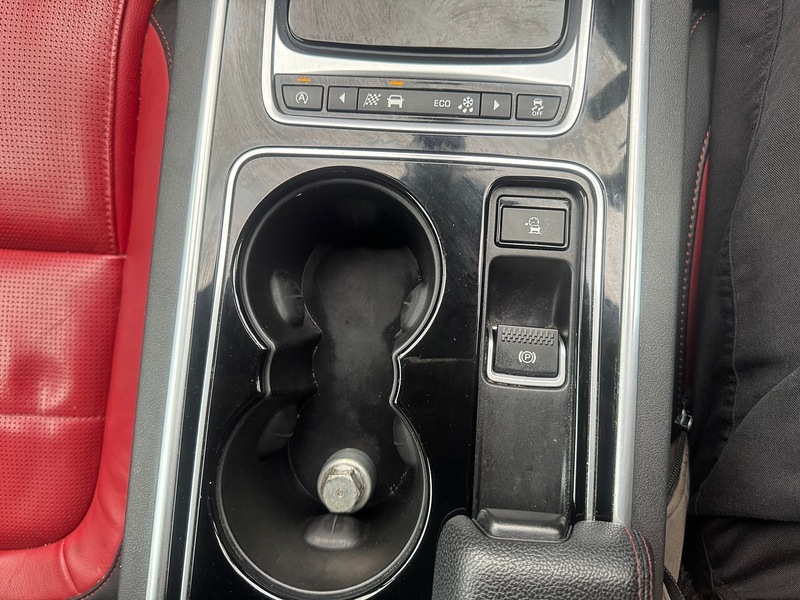 Used Jaguar XE 2016 for sale - 76553615: Photo 14