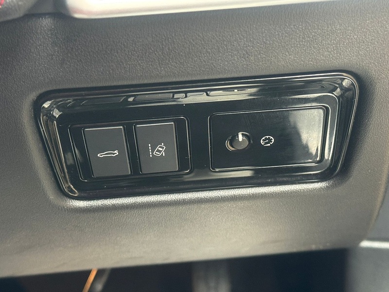 Used Jaguar XE 2016 for sale - 76553615: Photo 20