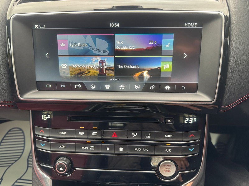 Used Jaguar XE 2016 for sale - 76553615: Photo 6