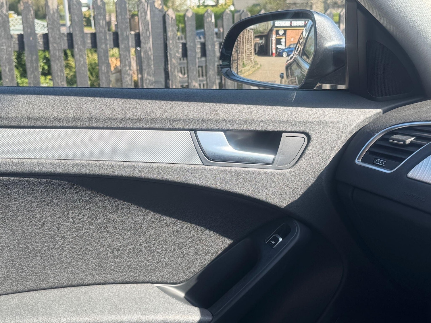 Used Audi A4 2015 for sale - 78170807: Photo 31