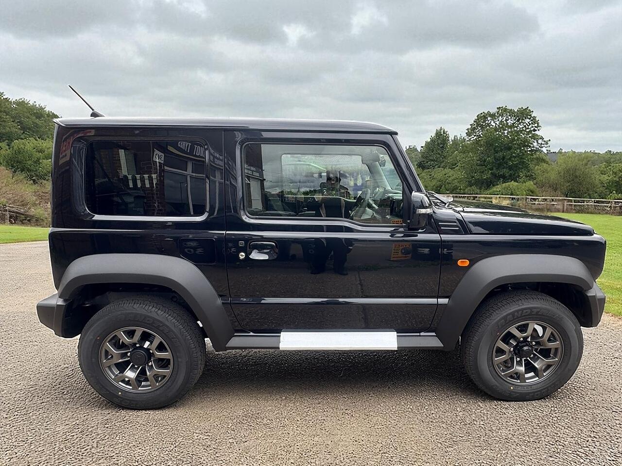 Used Suzuki Jimny for sale - 78091030: Photo 4