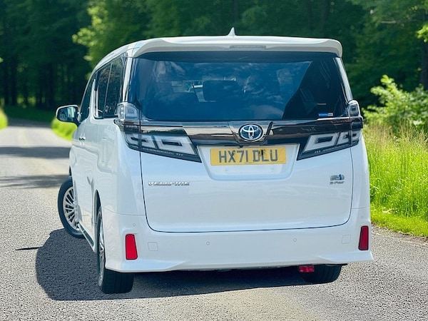 Used Toyota Vellfire 2025 for sale - 75690316: Photo 12