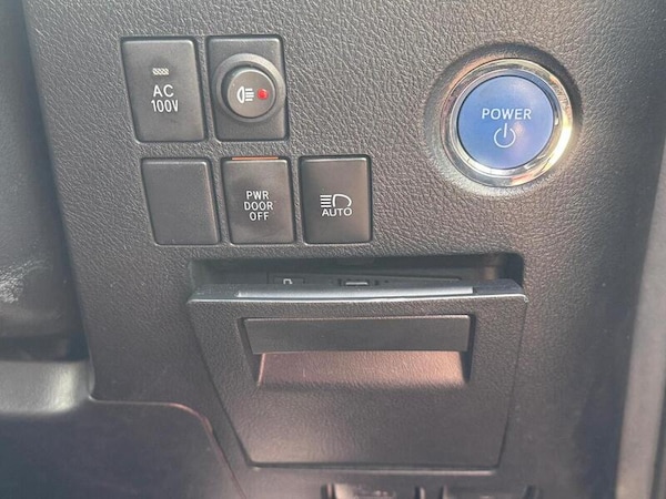 Used Toyota Vellfire 2025 for sale - 75690316: Photo 21