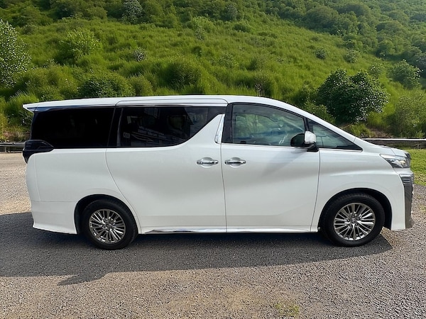 Used Toyota Vellfire 2025 for sale - 75690316: Photo 24
