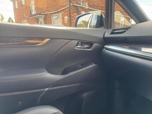 Used Toyota Vellfire 2025 for sale - 75690316: Photo 28