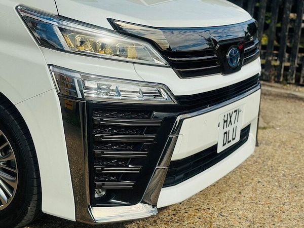 Used Toyota Vellfire 2025 for sale - 75690316: Photo 46