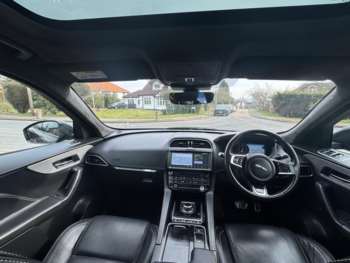 Used Jaguar F-Pace 2019 for sale - 73802335: Photo