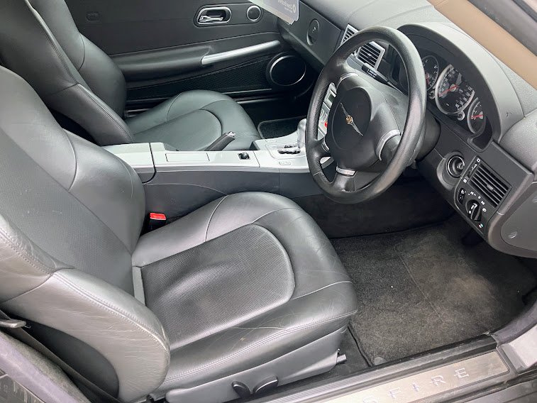 Used Chrysler Crossfire 2004 for sale - 76412246: Photo 9