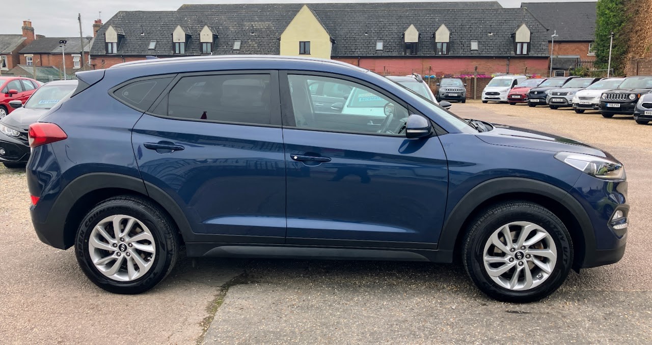 Used Hyundai TUCSON 2018 for sale - 76376873: Photo 2