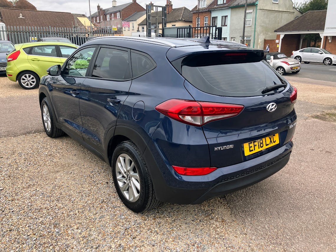Used Hyundai TUCSON 2018 for sale - 76376873: Photo 3