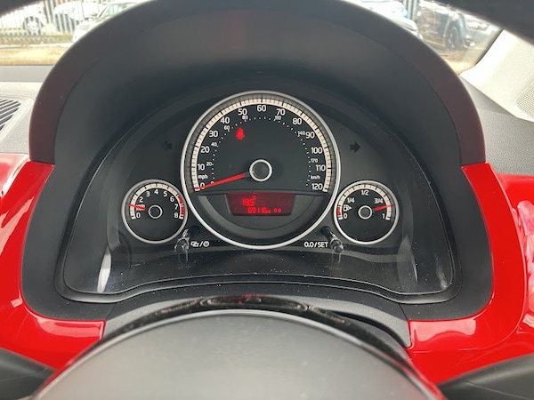 Used Volkswagen up! 2014 for sale - 76257686: Photo 20