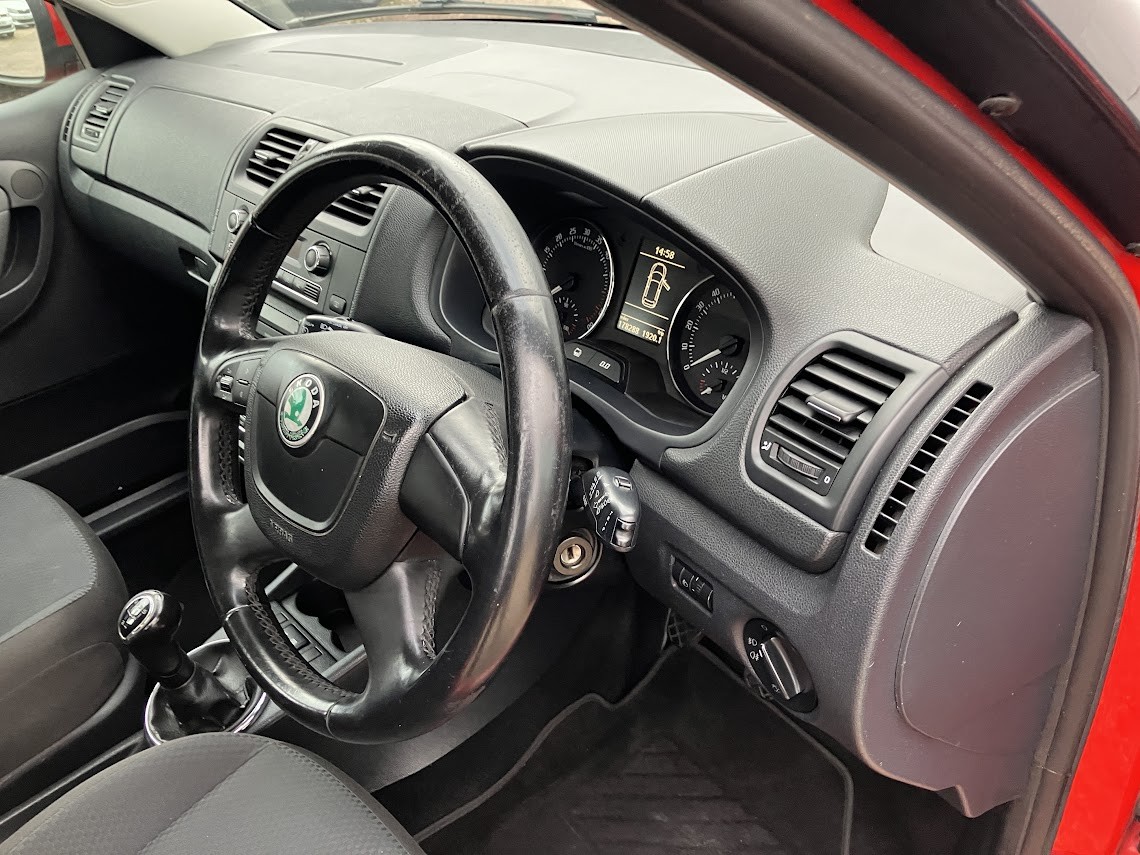 Used Skoda Fabia 2010 for sale - 76497391: Photo 11