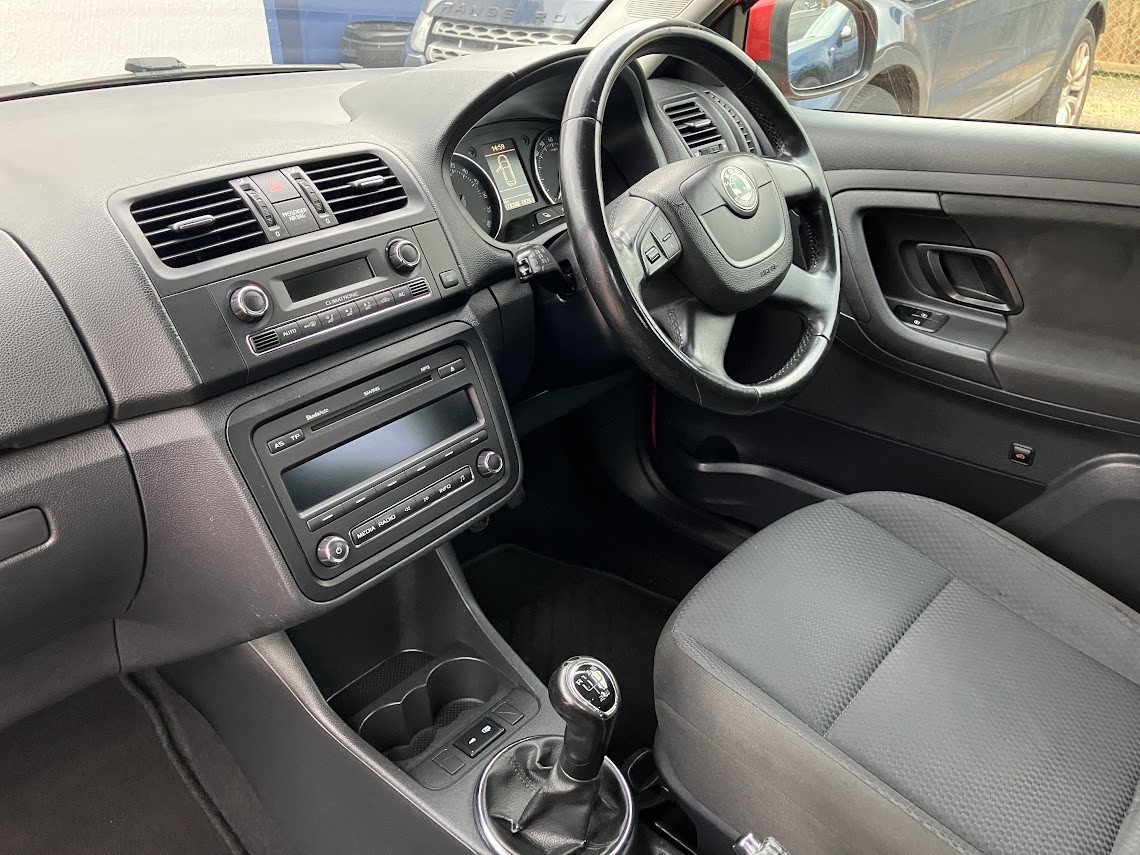 Used Skoda Fabia 2010 for sale - 76497391: Photo 18