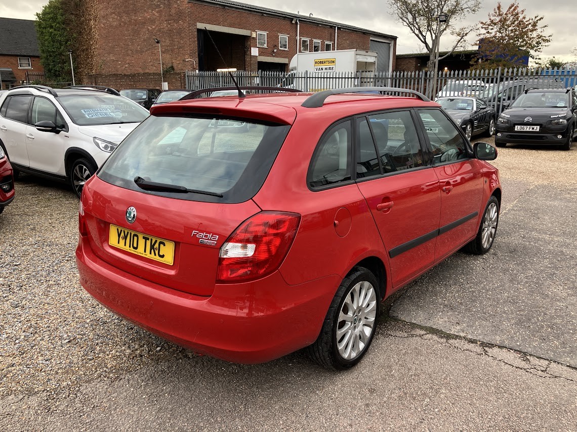 Used Skoda Fabia 2010 for sale - 76497391: Photo 6